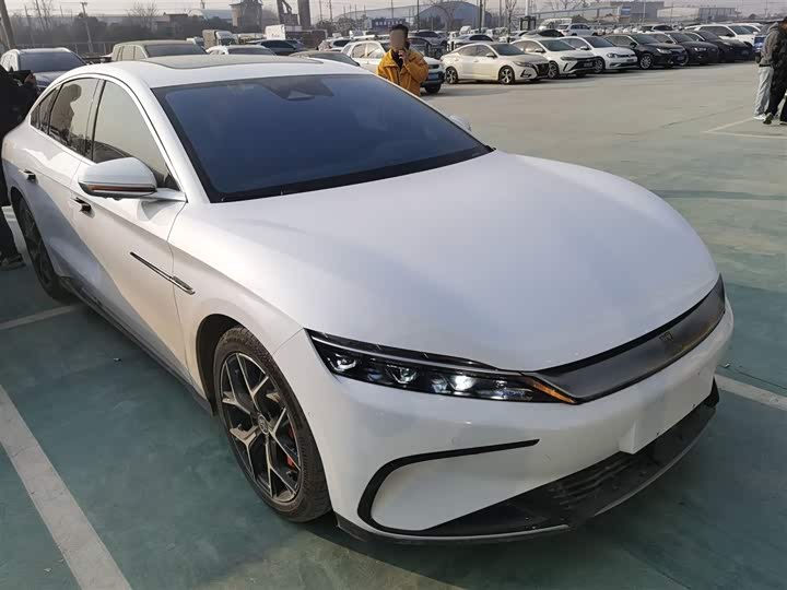 Фото 4 - BYD Han