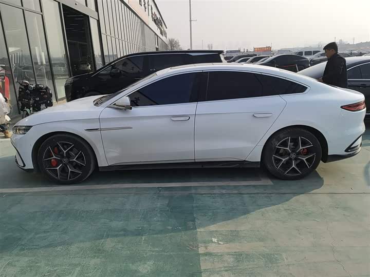 Фото 5 - BYD Han