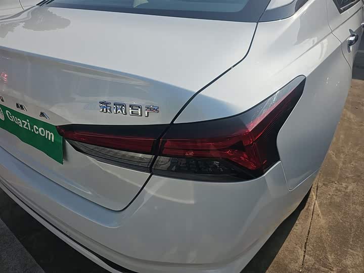 Фото 8 - Nissan Teana