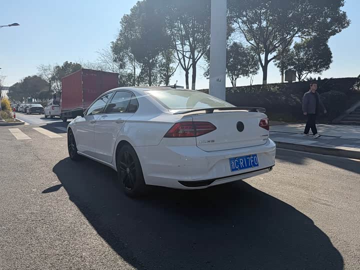 Фото 6 - Volkswagen Lamando L