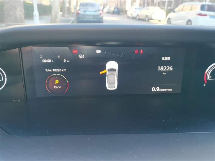 Фото 4 - Changan UNI-V