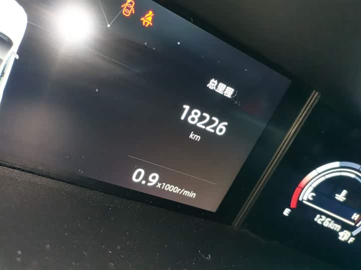 Фото 5 - Changan UNI-V