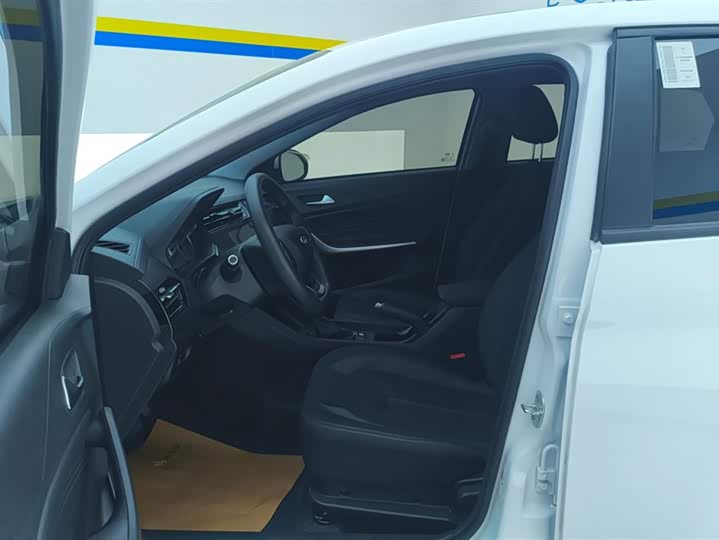 Фото 9 - Chery Tiggo 3x