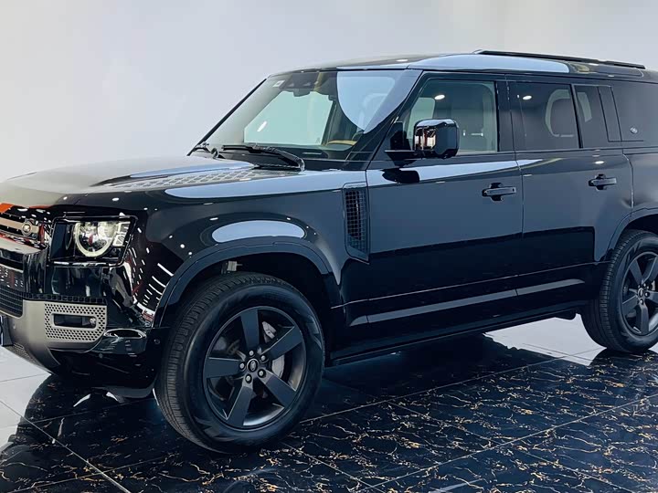 Фото 1 - Land Rover Defender