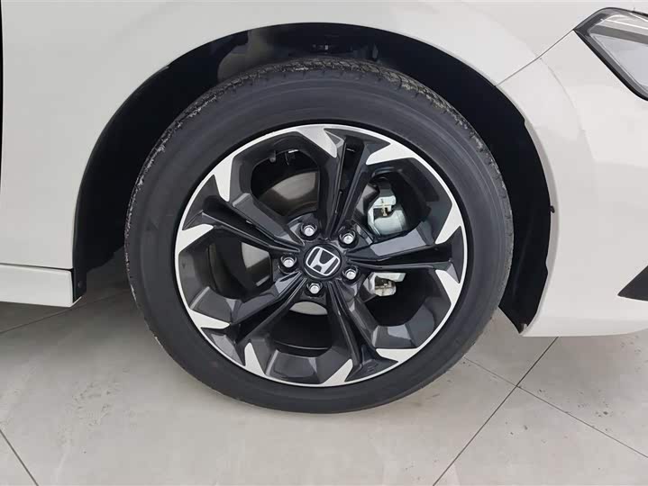 Фото 6 - Honda Civic