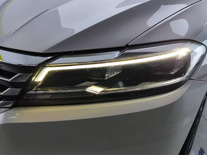 Фото 5 - Volkswagen Lavida