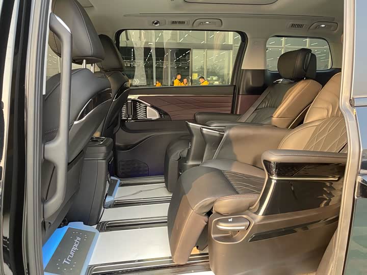 Фото 6 - GAC Trumpchi M8