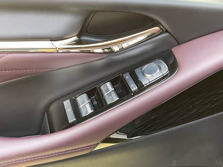 Фото 8 - GAC Trumpchi M8