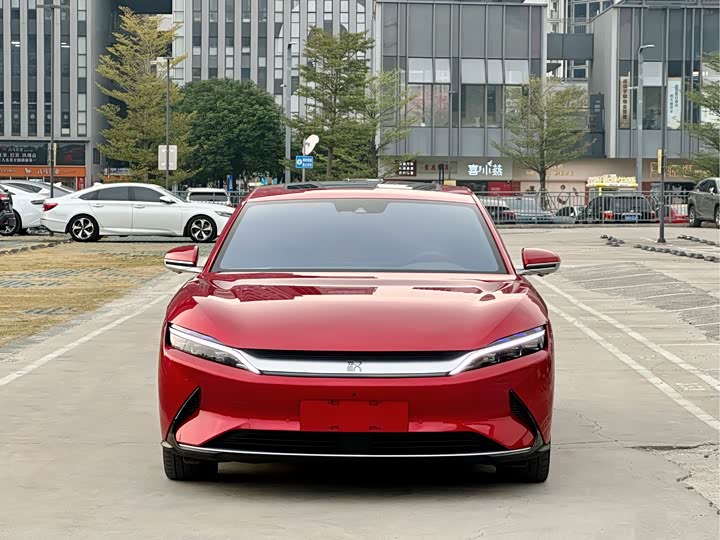 Фото 2 - BYD Han