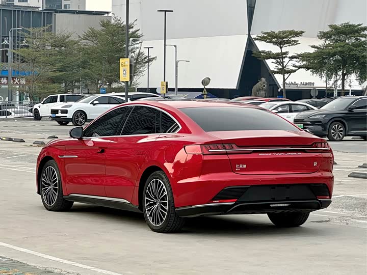 Фото 6 - BYD Han