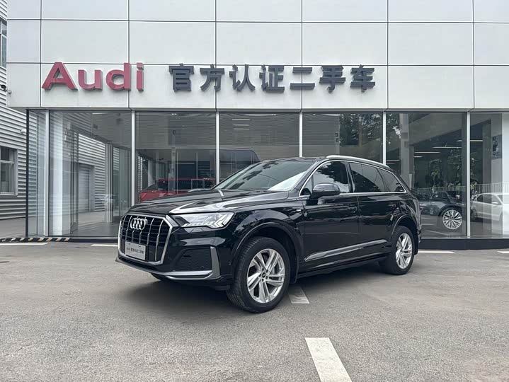 Фото 3 - Audi Q7