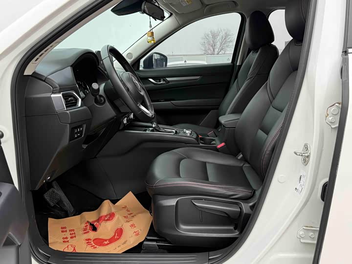 Фото 8 - Mazda CX-5