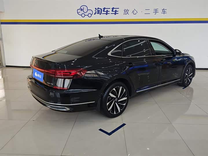 Фото 3 - Volkswagen Passat