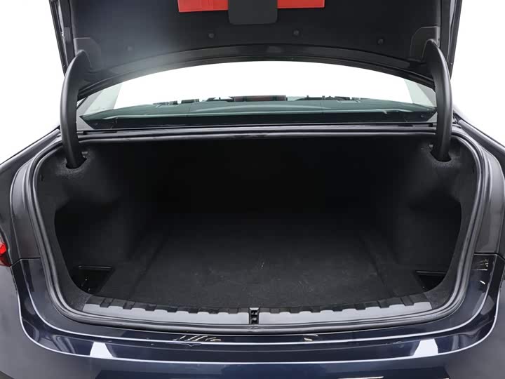 Фото 8 - BMW 3 Series