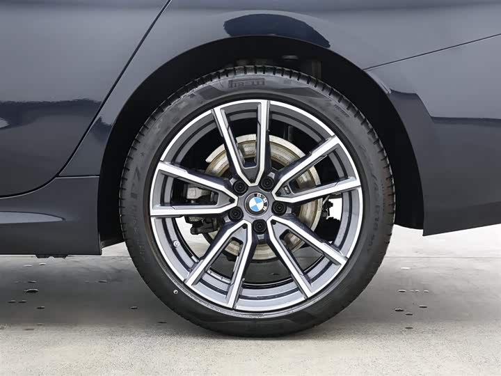 Фото 9 - BMW 3 Series