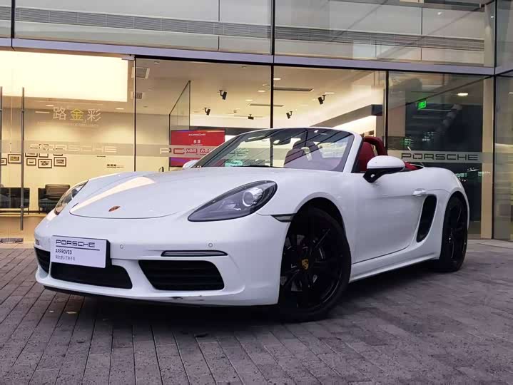 Фото 1 - Porsche 718