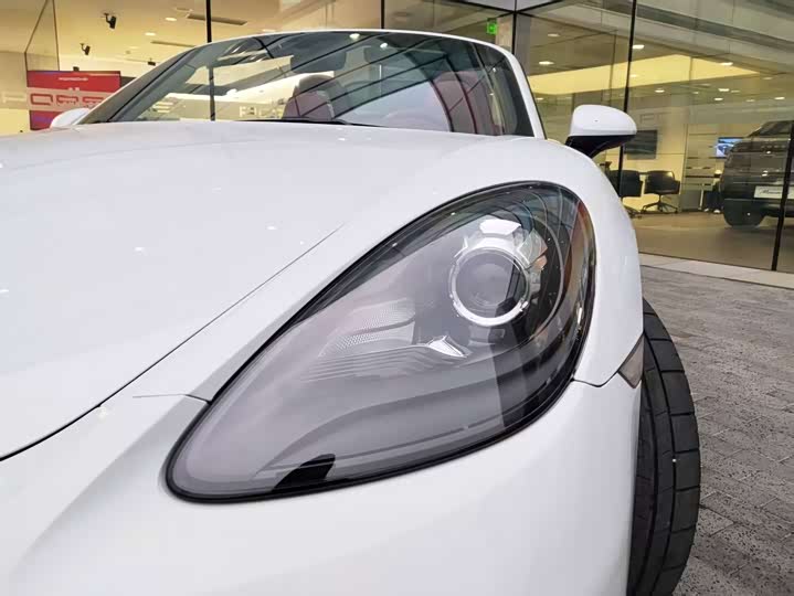 Фото 4 - Porsche 718