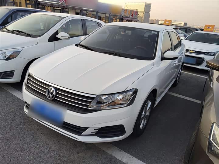 Фото 1 - Volkswagen Lavida