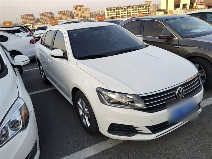 Фото 4 - Volkswagen Lavida