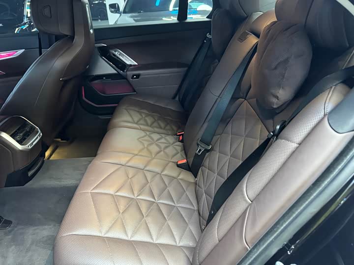 Фото 7 - BMW 7 Series