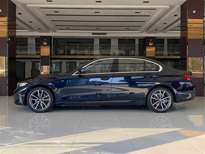 Фото 4 - BMW 3 Series