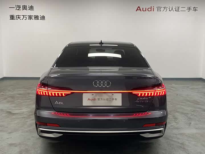 Фото 4 - Audi A6L