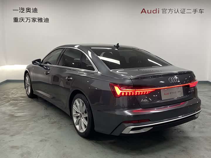 Фото 8 - Audi A6L