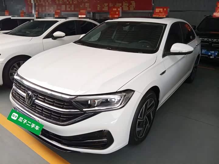 Фото 2 - Volkswagen Sagitar L