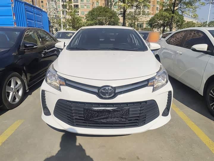 Фото 3 - Toyota Vios