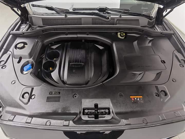 Фото 6 - Geely Atlas