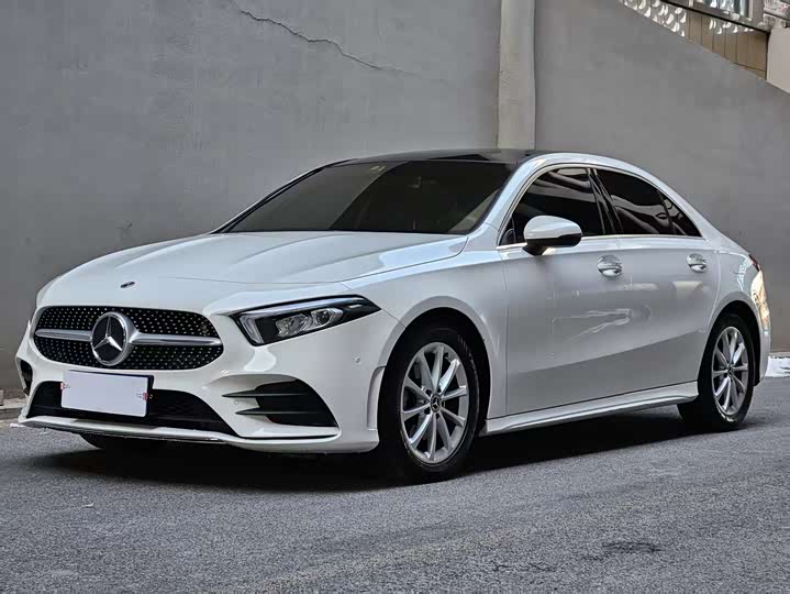 Фото 1 - Mercedes-Benz A-Class