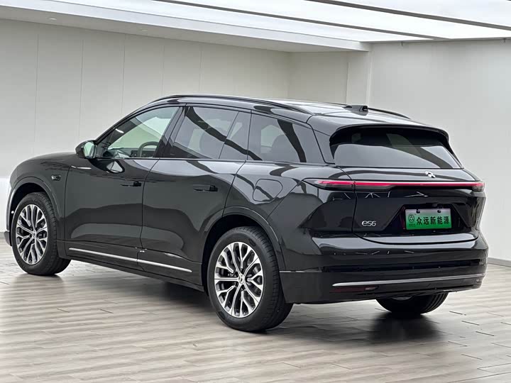 Фото 7 - Nio ES6