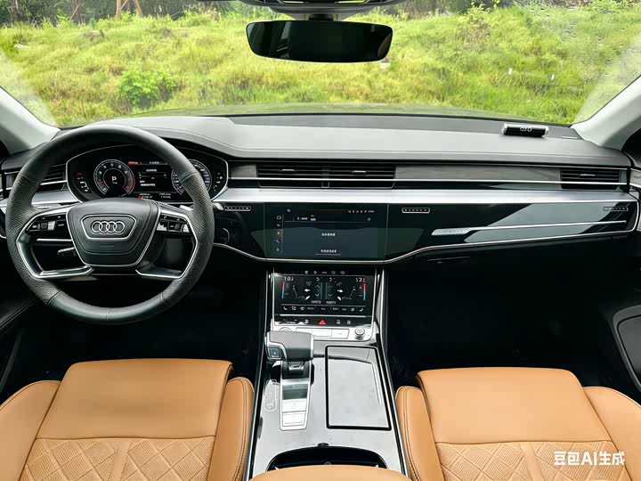 Фото 5 - Audi A8