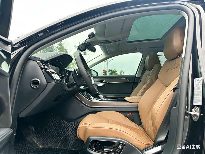 Фото 6 - Audi A8