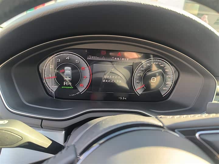 Фото 4 - Audi A4L