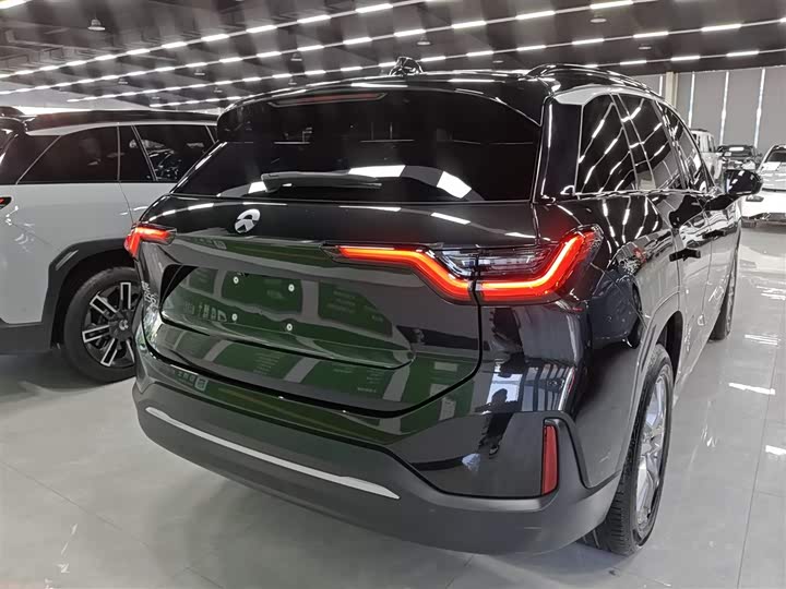 Фото 6 - Nio ES6