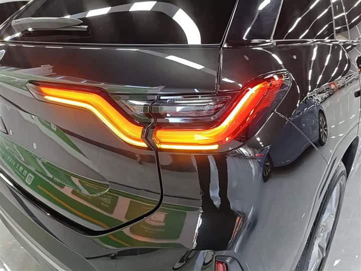 Фото 8 - Nio ES6