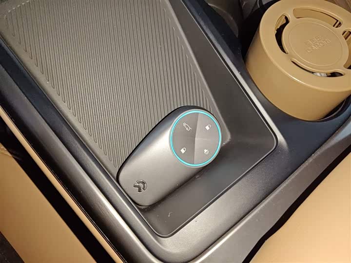 Фото 9 - Nio ES6