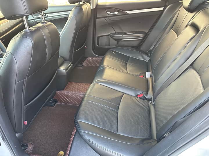 Фото 6 - Honda Civic