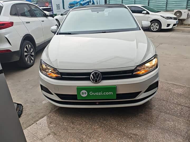 Фото 3 - Volkswagen Polo