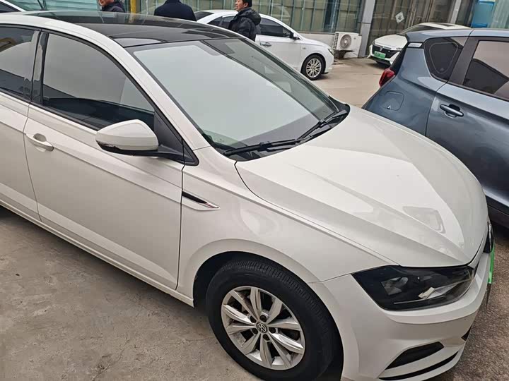 Фото 4 - Volkswagen Polo