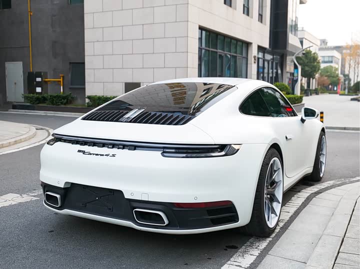 Фото 6 - Porsche 911