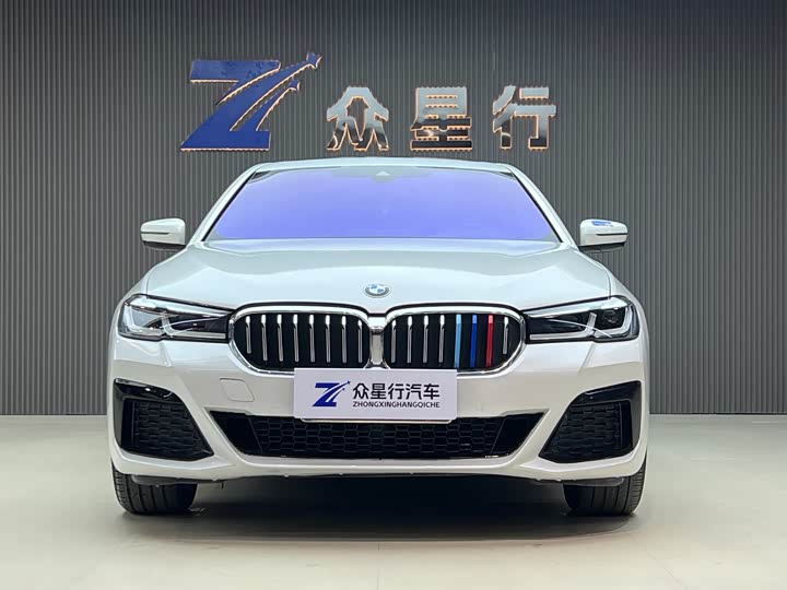 Фото 2 - BMW 5 Series