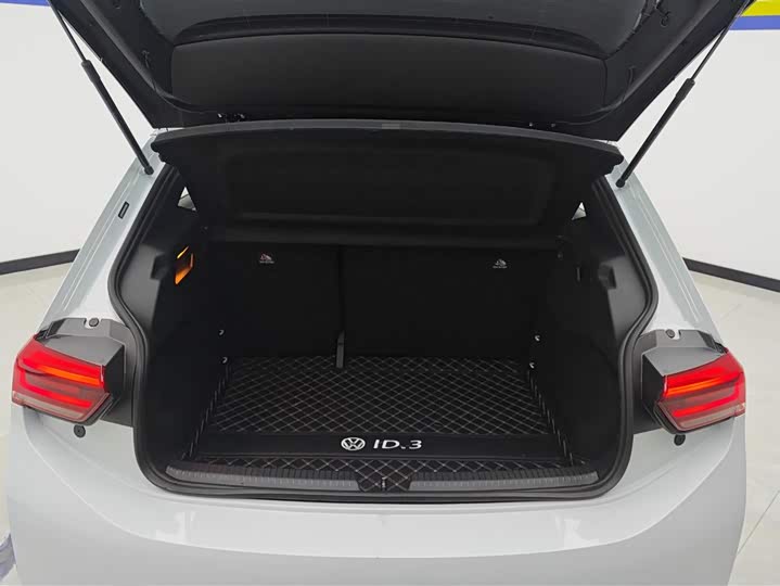 Фото 4 - Volkswagen ID.3