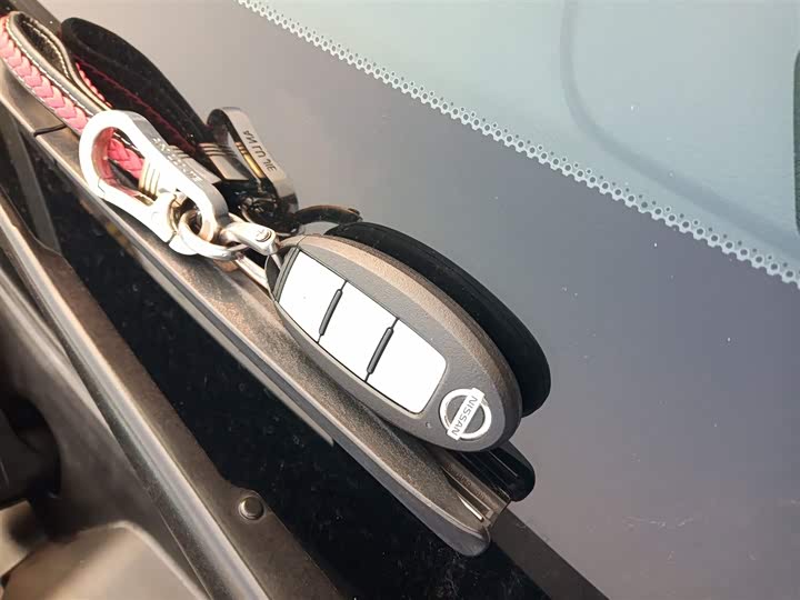 Фото 9 - Nissan Teana