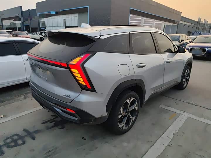 Фото 7 - Geely Atlas L