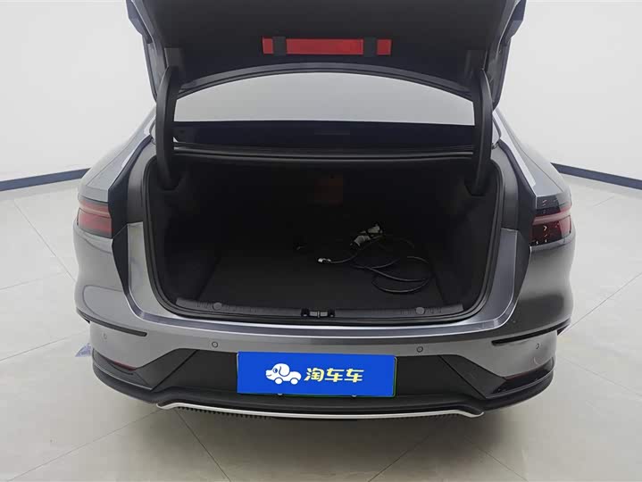 Фото 4 - BYD Han