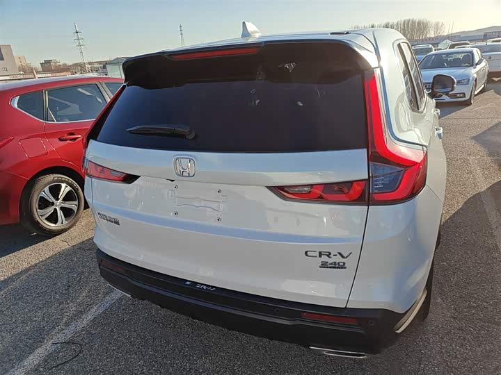 Фото 6 - Honda CR-V