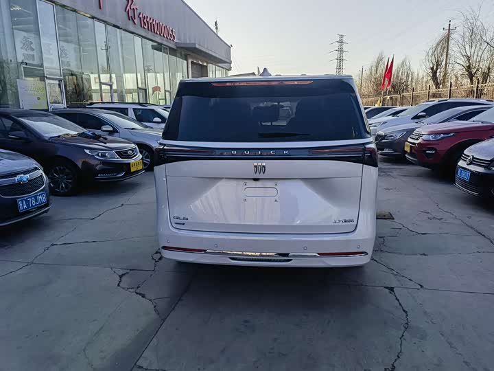 Фото 5 - Buick GL8 Hybrid