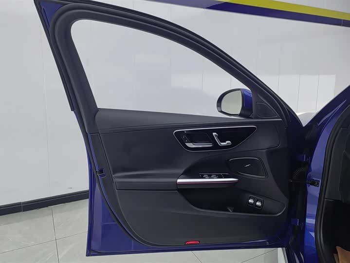 Фото 7 - Mercedes-Benz C-Class Hybrid